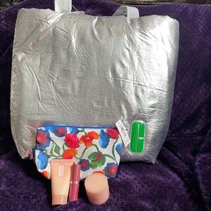 Clinique Moisture Surge, Plum Pop Lipstick, Beauty Bag Large Tote Bag NEW